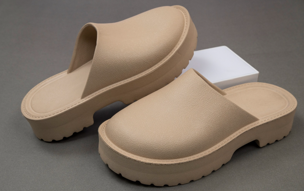 Zueco AIRVIBE™ Ultraleve Plateado!