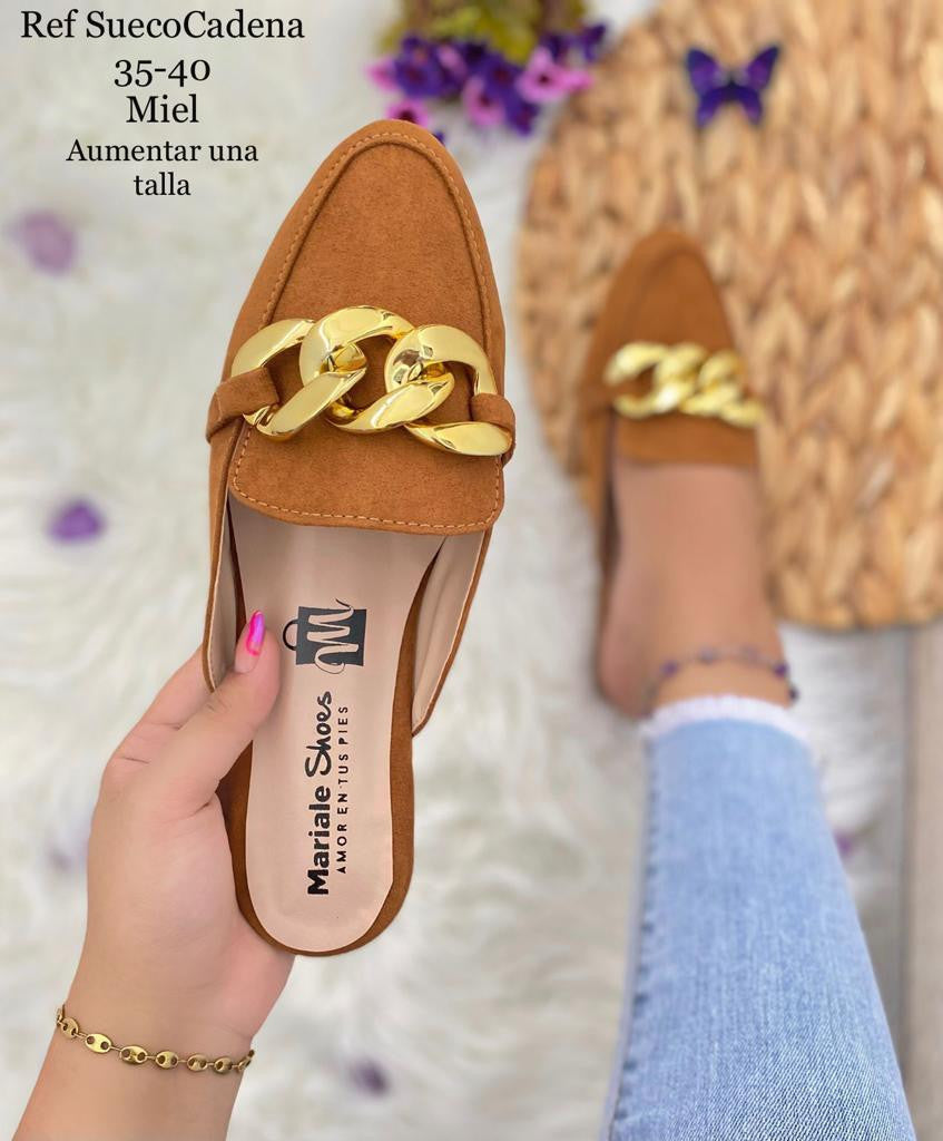 Sueco Premium Elegance™ con Cadena dorada