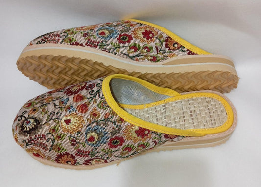 🌟 ComfortQueen™ – ¡Lujo y Suavidad para tus Pies!