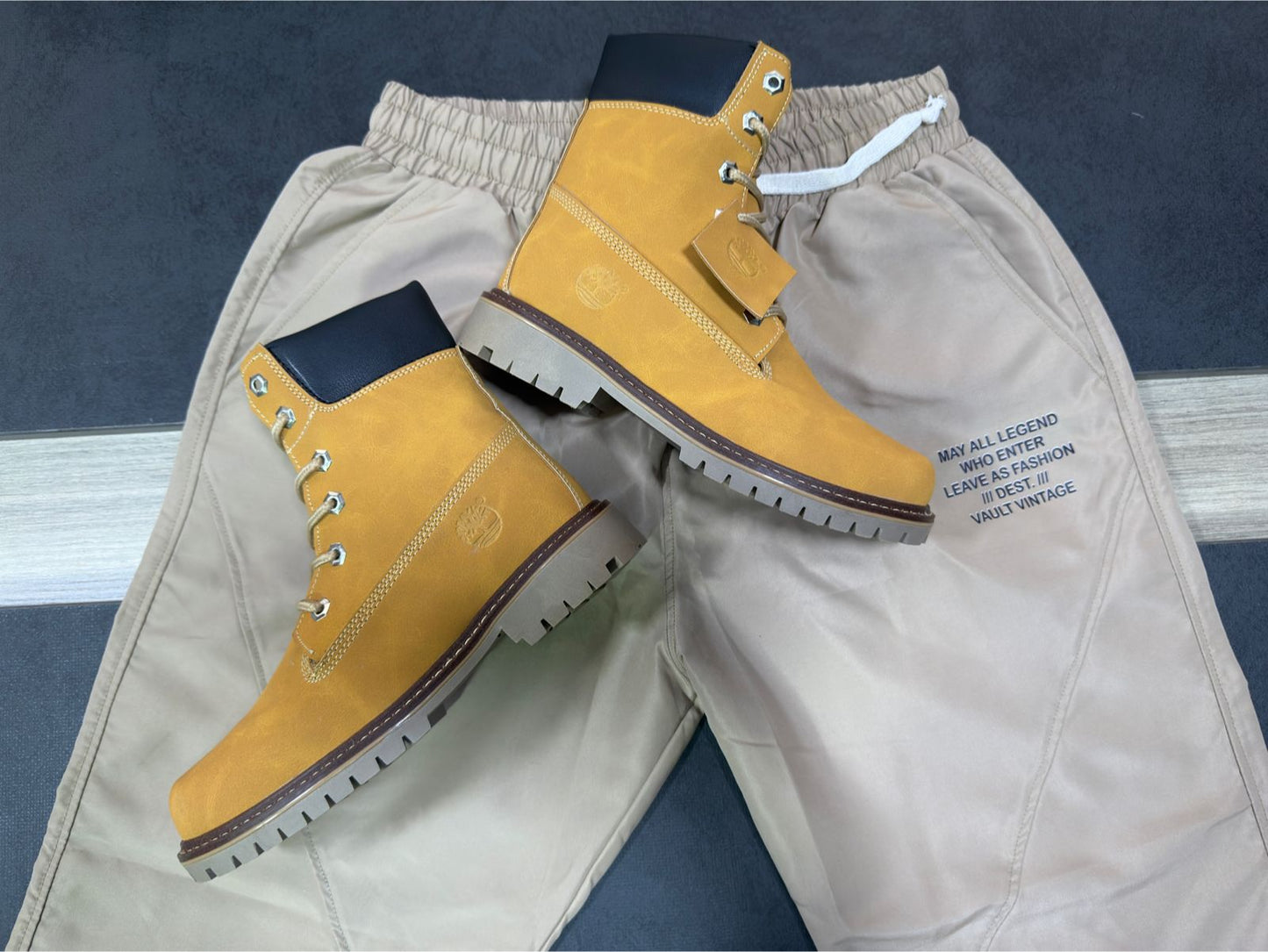 Combo Urban Trek™¡Botas que pisan fuerte. Joggers que fluyen contigo!