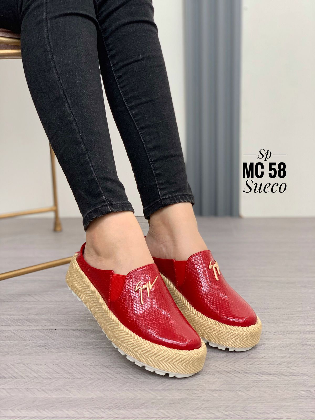💖 GlamFeet™–¡Donde el Estilo se Encuentra con la Comodidad!