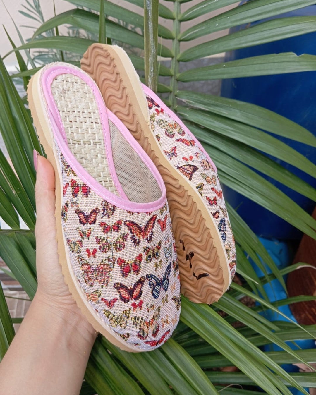 🌟 ComfortQueen™ – ¡Lujo y Suavidad para tus Pies!